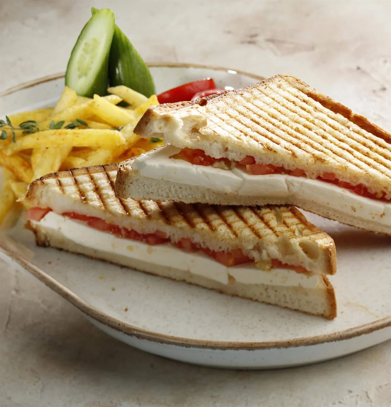 Beyaz Peynirli Tost